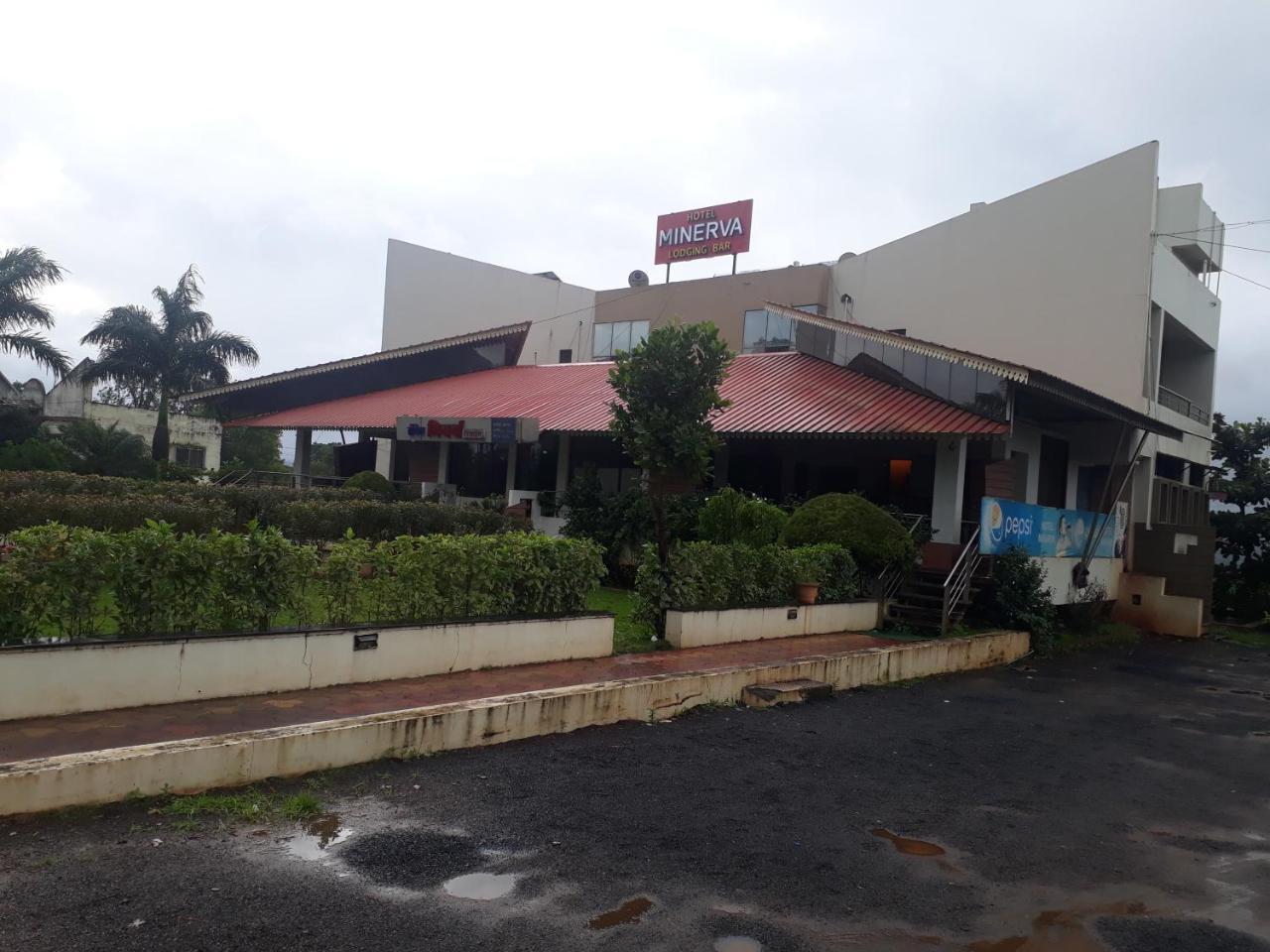 Minerva Paradise Hotel Belgaum Luaran gambar