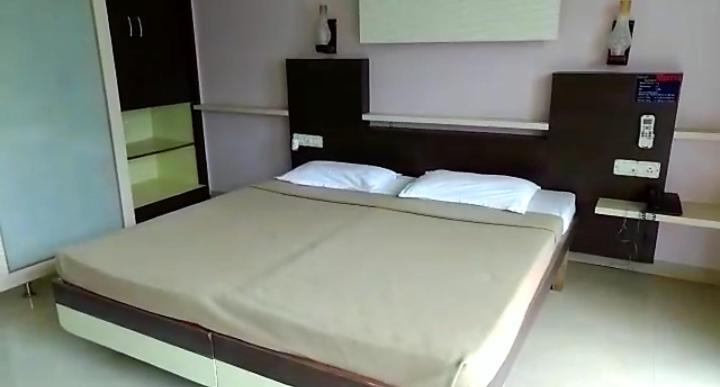 Minerva Paradise Hotel Belgaum Luaran gambar