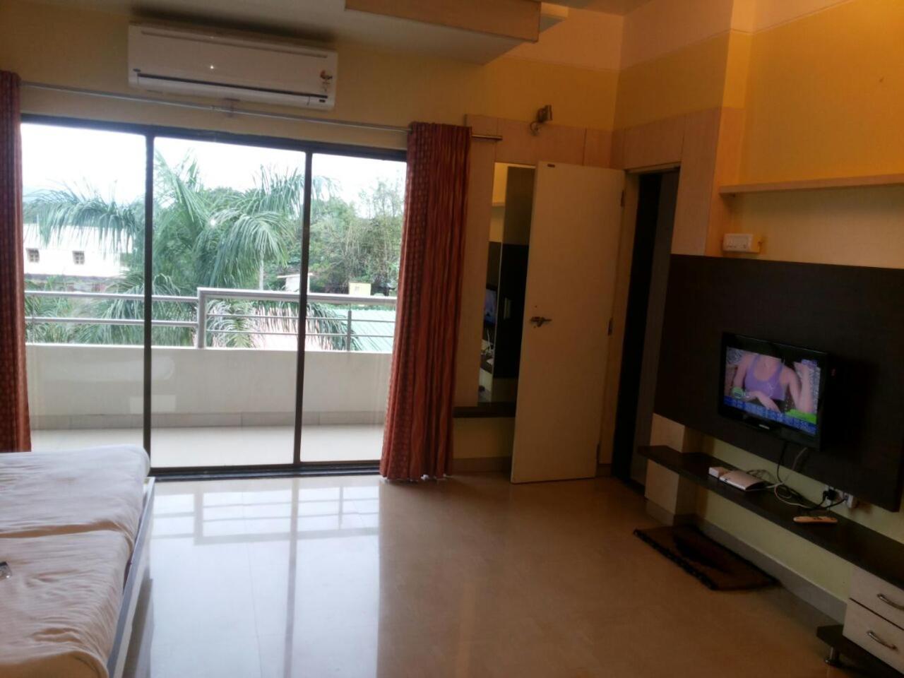 Minerva Paradise Hotel Belgaum Luaran gambar